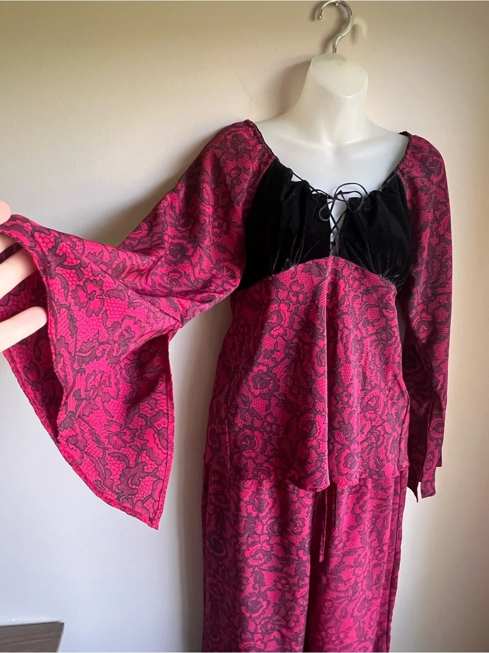 VTG Y2K Mercer & Madison Womens L Lounge Set Pink Black Velvet Floral Whimsigoth